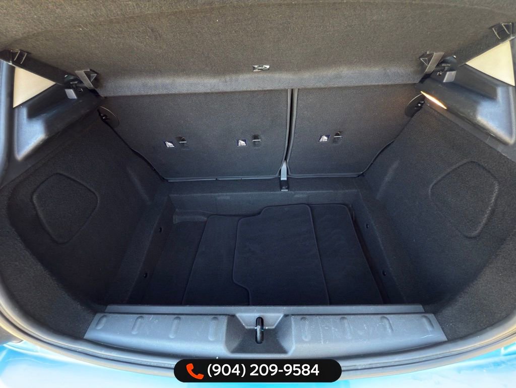 Used 2019 MINI Cooper 4-Door Hardtop image 31