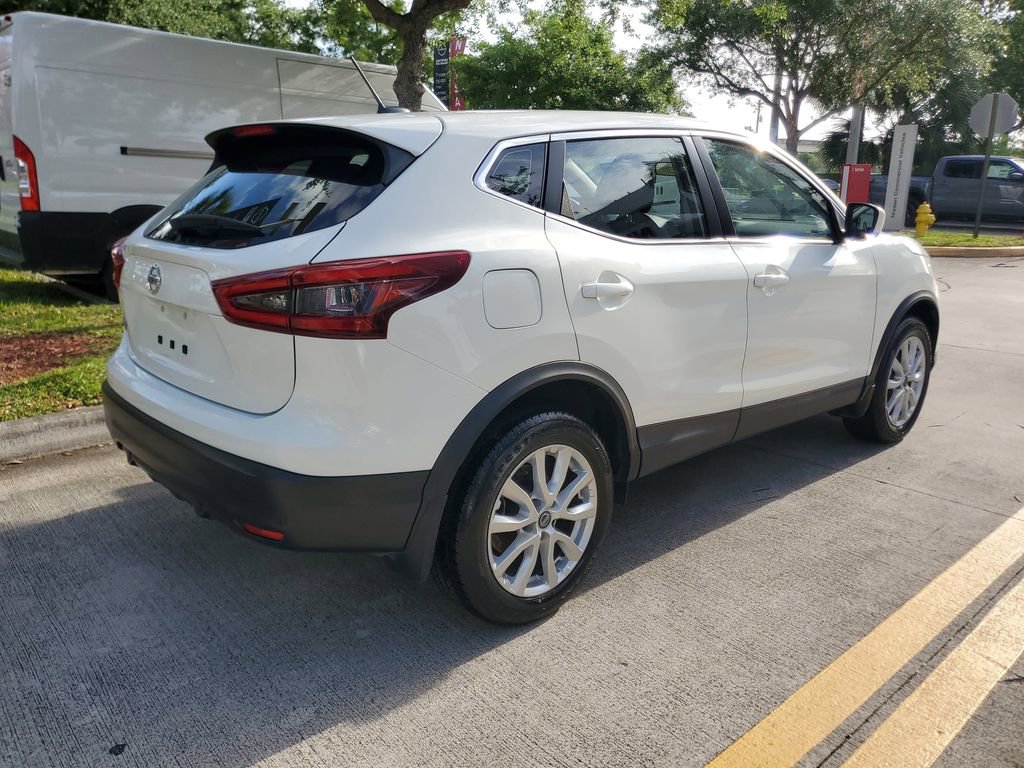Used 2020 Nissan Rogue Sport S w/ Appearance Package FWD image 6