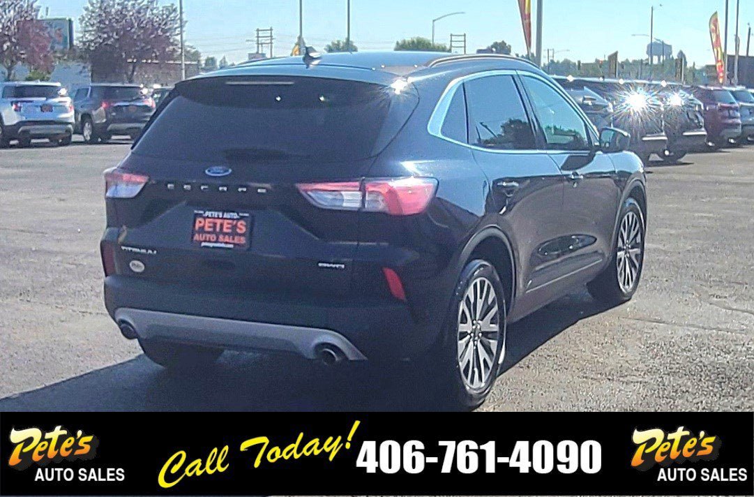 Used 2021 Ford Escape Titanium AWD/4WD image 4