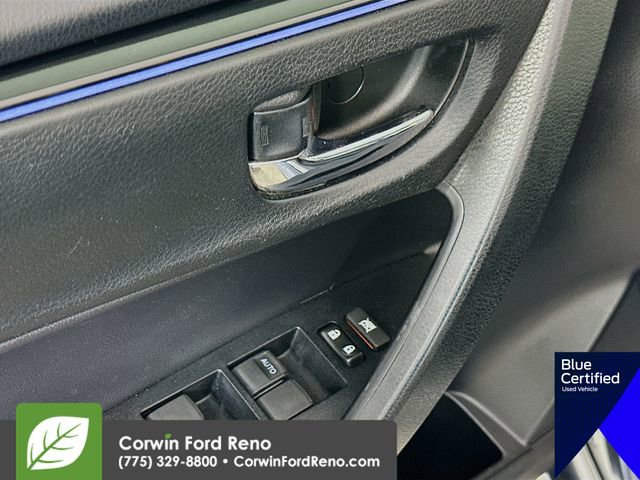 Used 2017 Toyota Corolla XSE image 21
