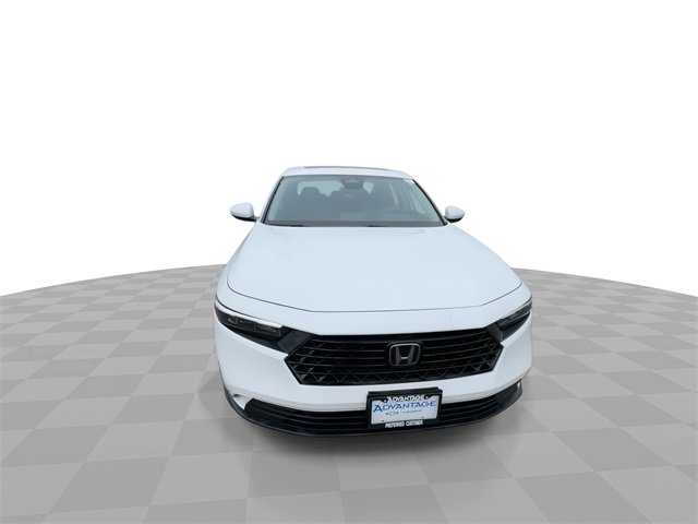Used 2024 Honda Accord EX image 3