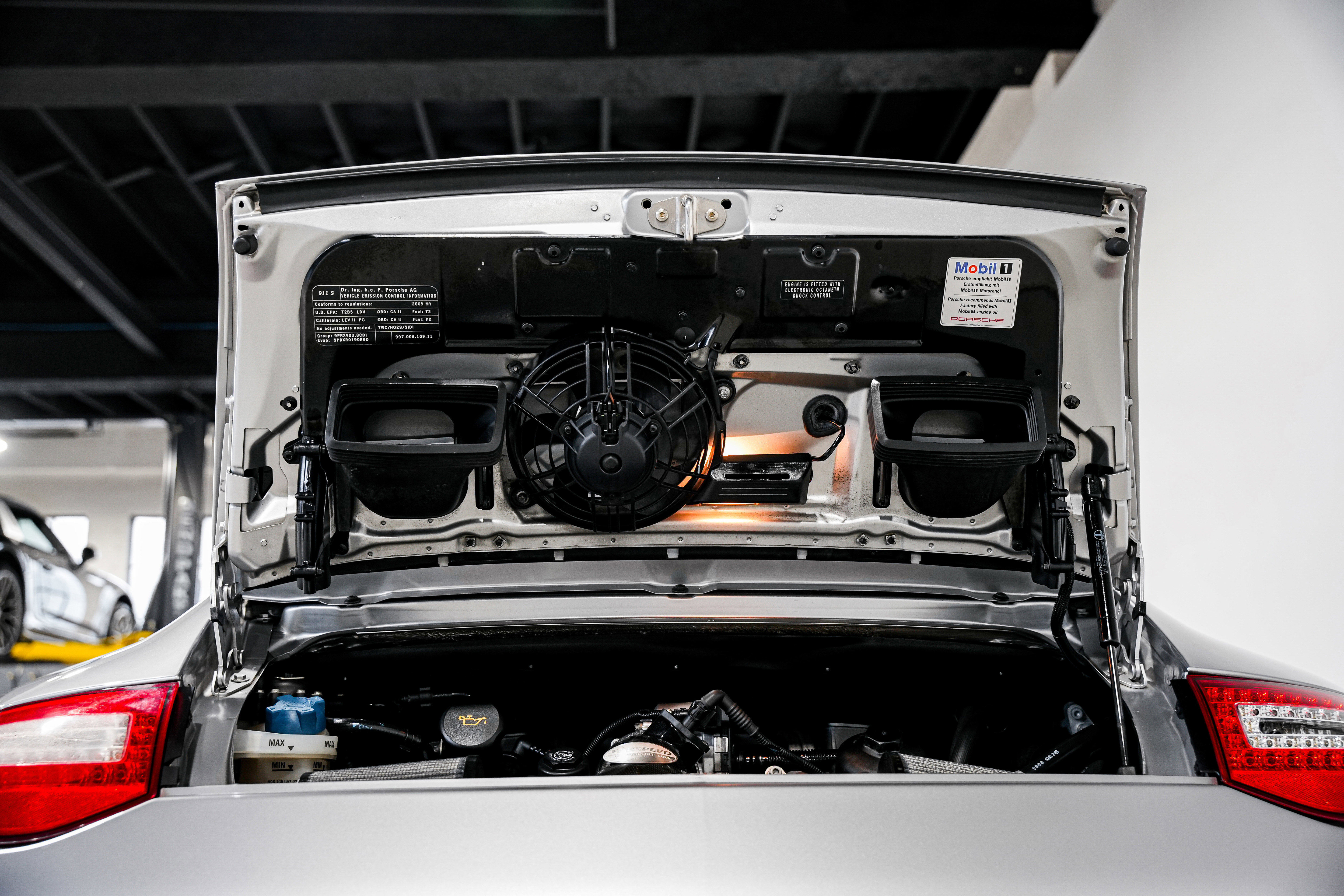 Used 2009 Porsche 911 Carrera S RWD image 35