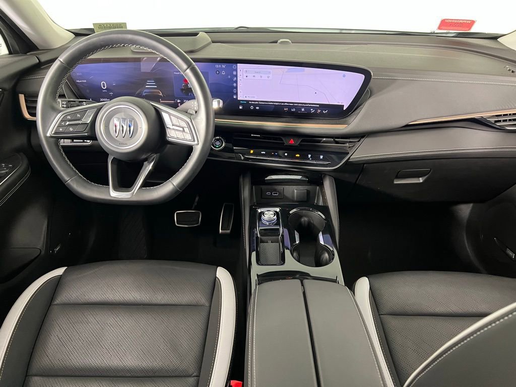 Used 2025 Buick Envision Sport Touring image 13