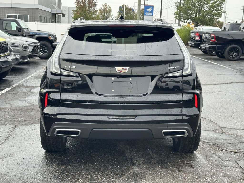 Used 2024 Cadillac XT4 Sport AWD/4WD image 5