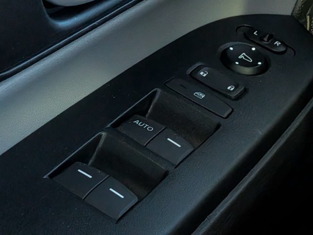Certified 2017 Honda CR-V LX image 22