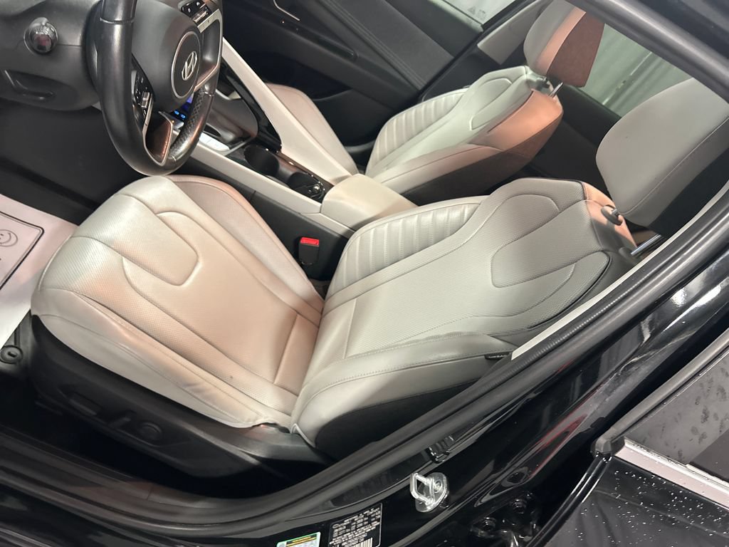 Used 2024 Hyundai Elantra Limited FWD image 10