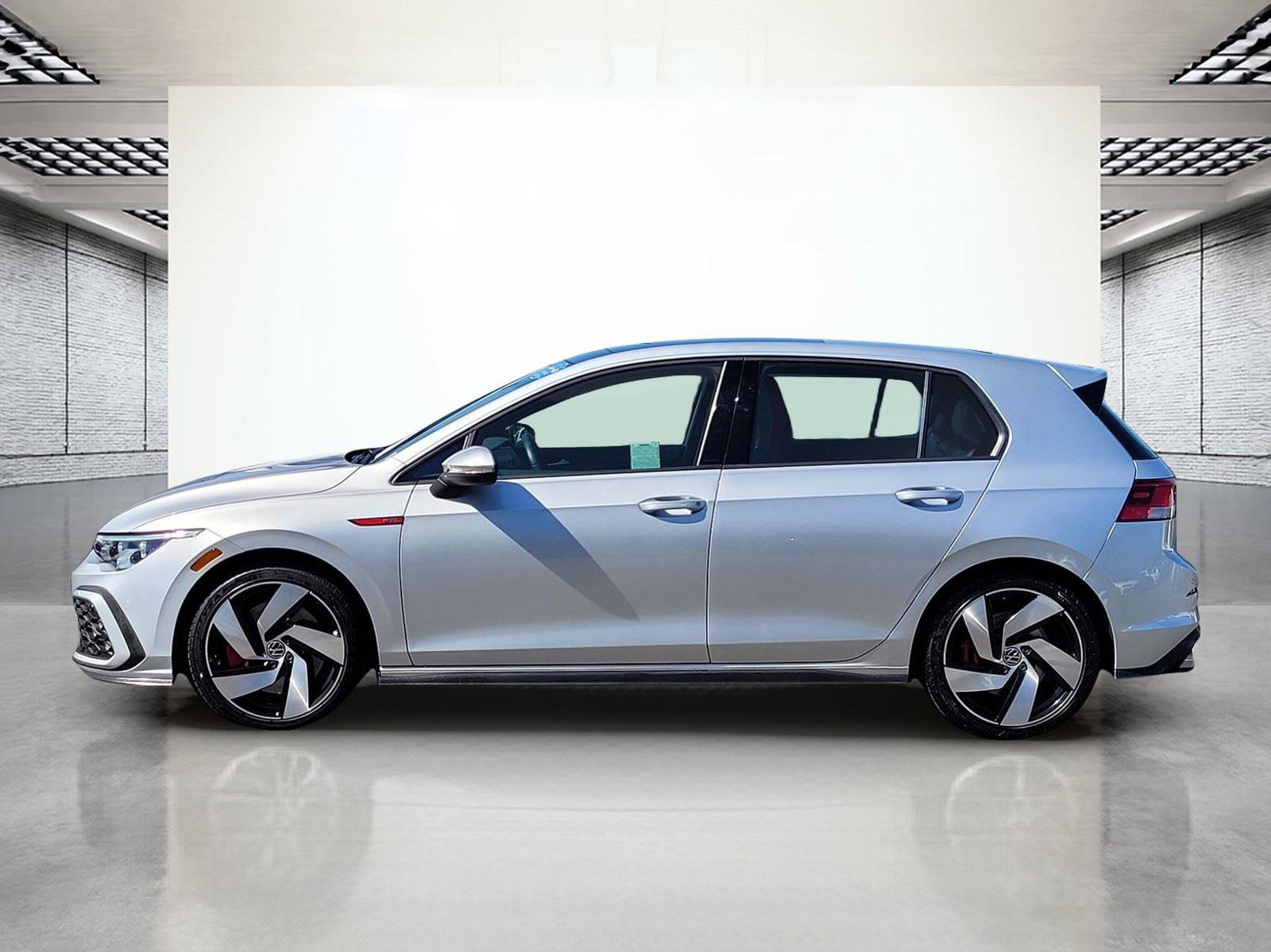 Used 2023 Volkswagen GTI SE FWD image 10