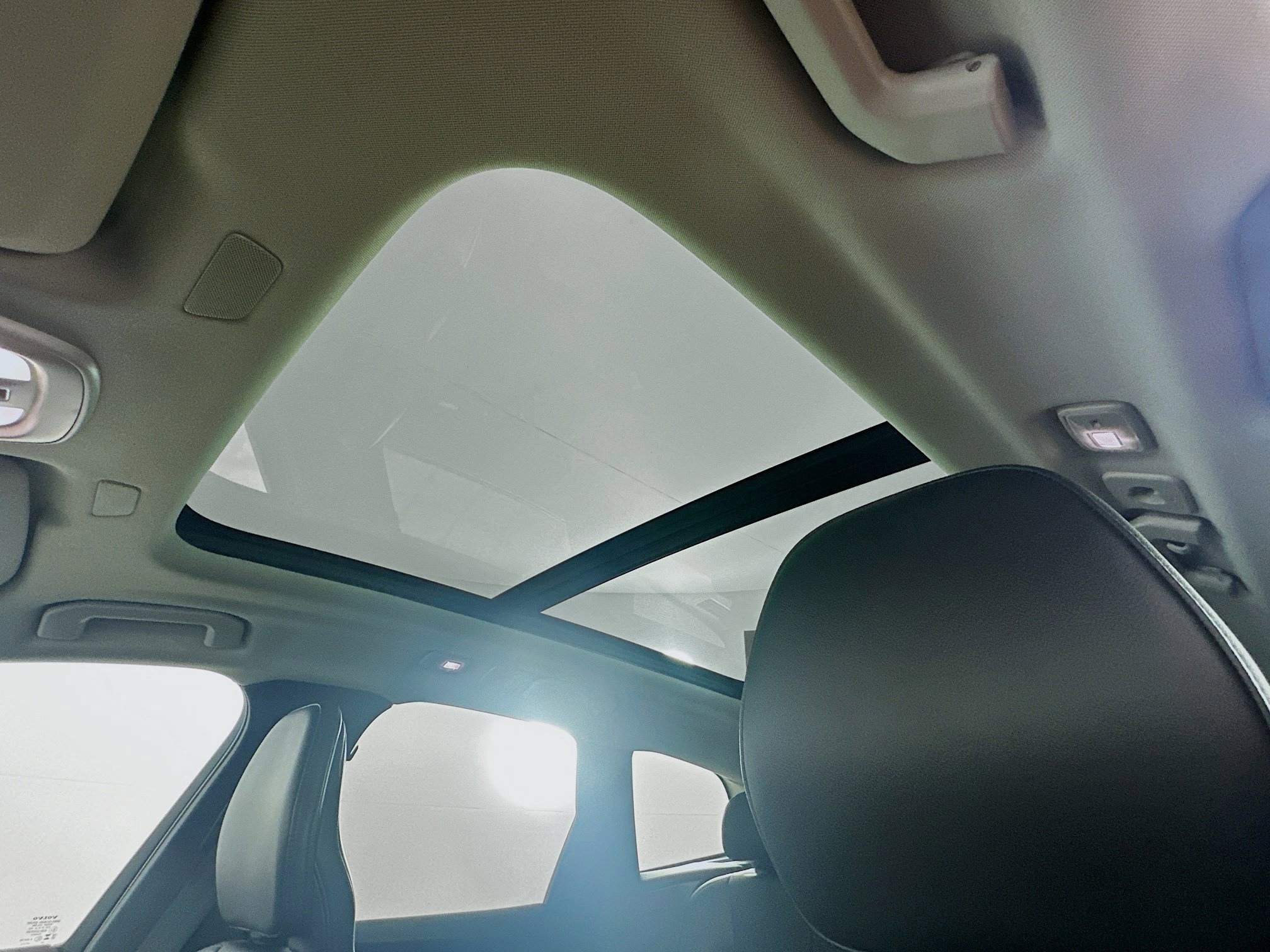 Used 2024 Volvo XC60 B5 Core image 26