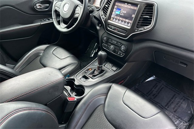 Used 2019 Jeep Cherokee Trailhawk image 19