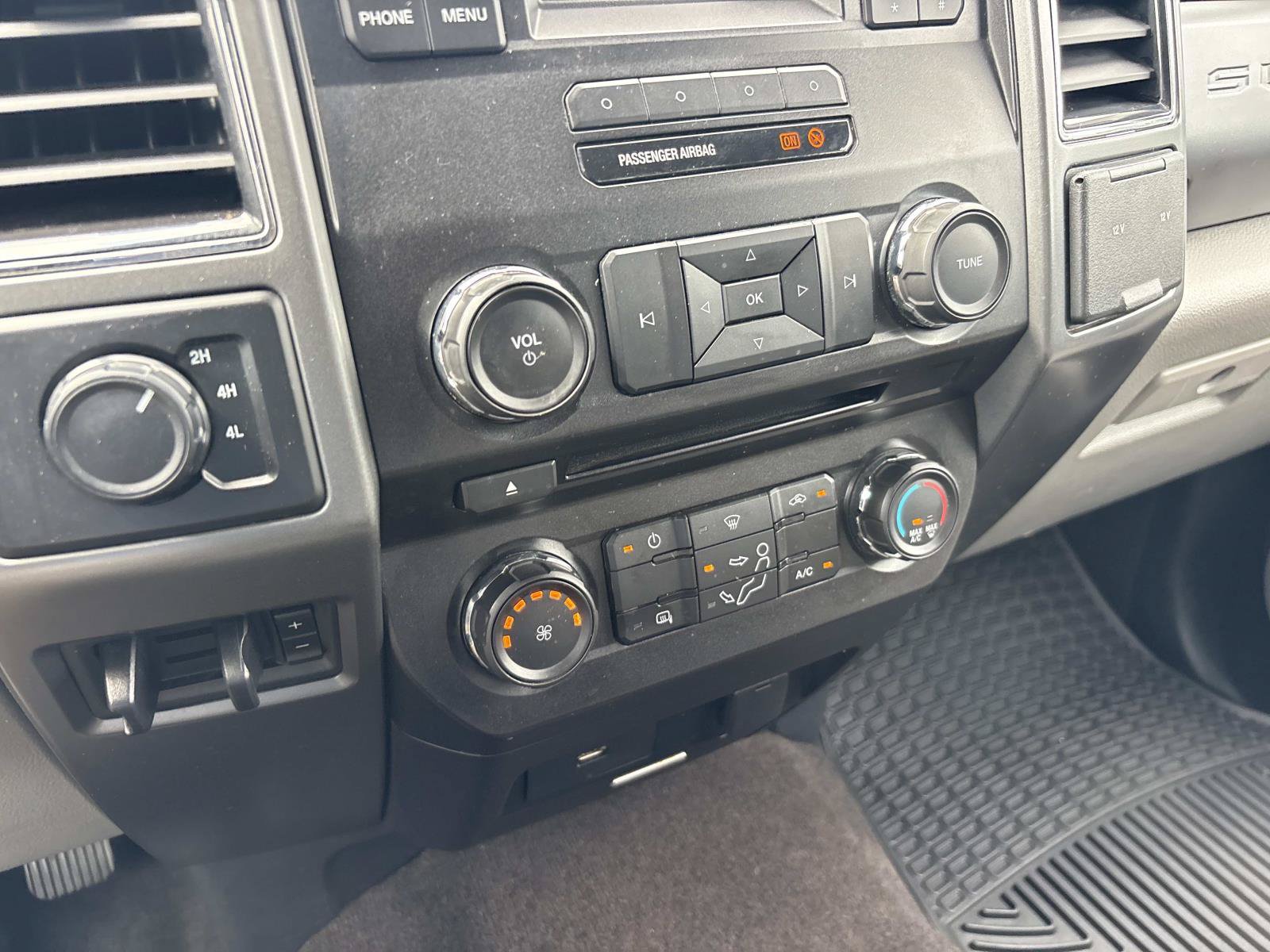 Used 2018 Ford F250 XLT AWD/4WD image 25