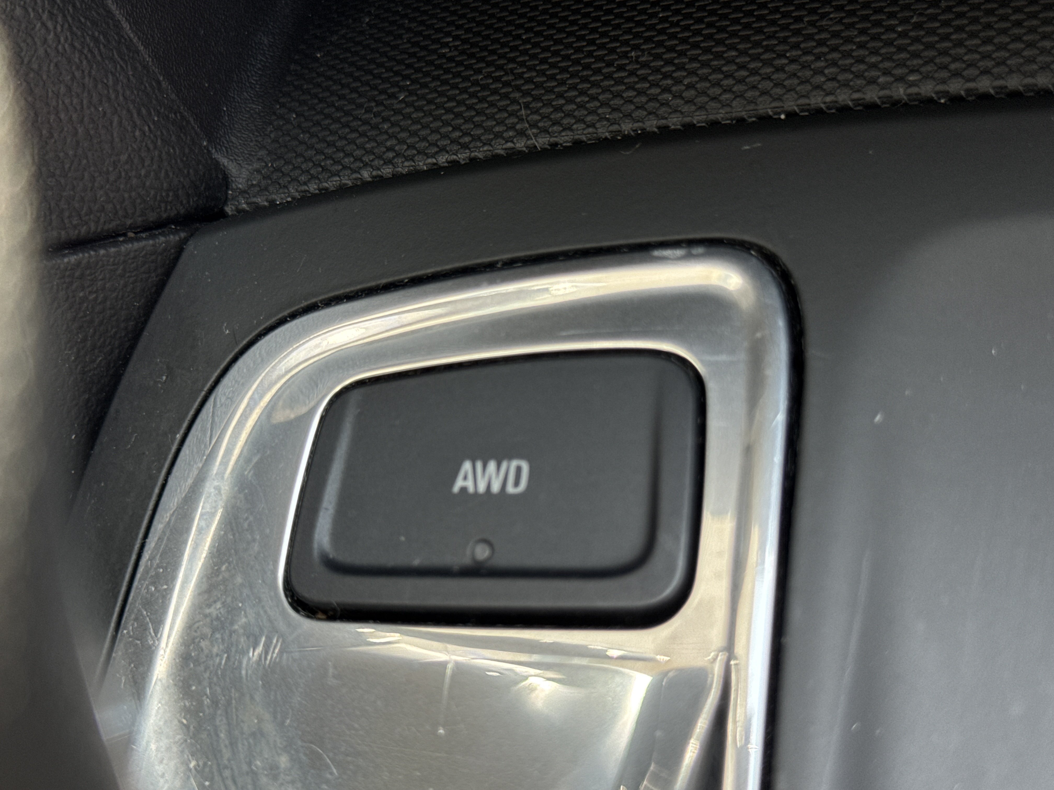Used 2021 Chevrolet Equinox LT AWD/4WD image 6