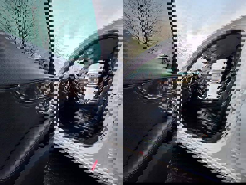 Used 2015 Mercedes-Benz C 300 4MATIC Sedan image 45