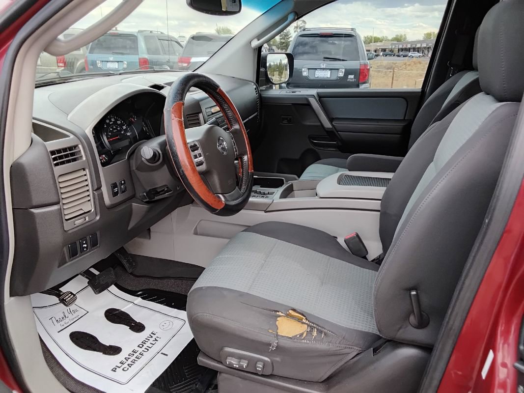 Used 2004 Nissan Titan SE AWD/4WD image 10