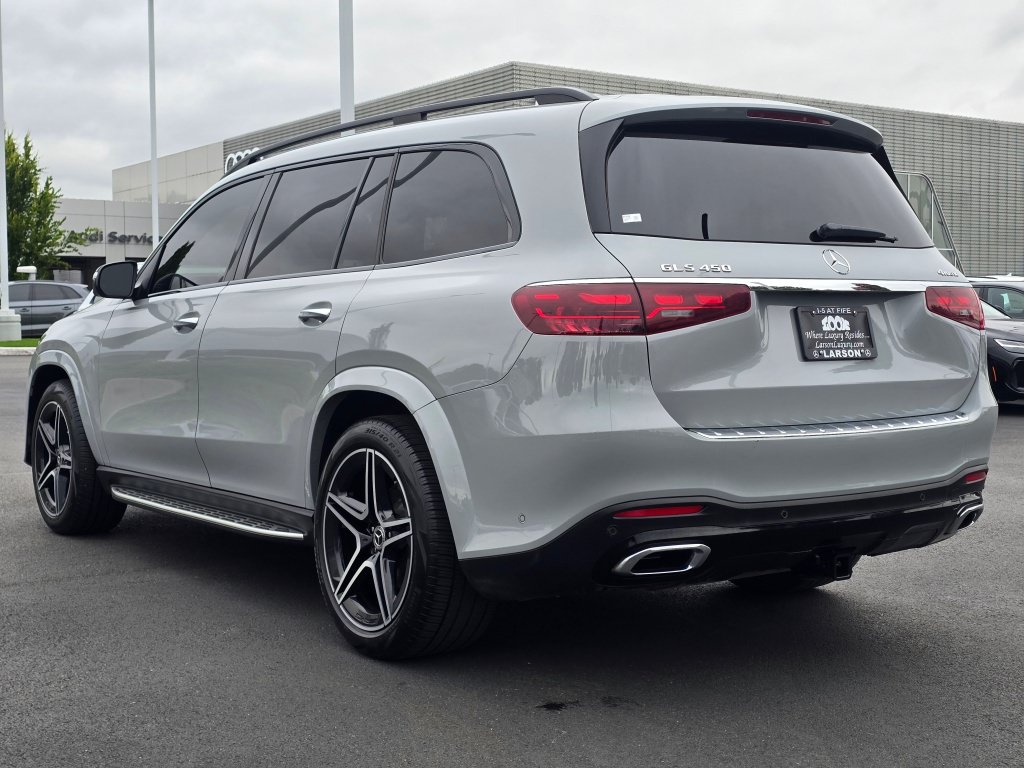 Used 2024 Mercedes-Benz GLS 450 4MATIC image 4