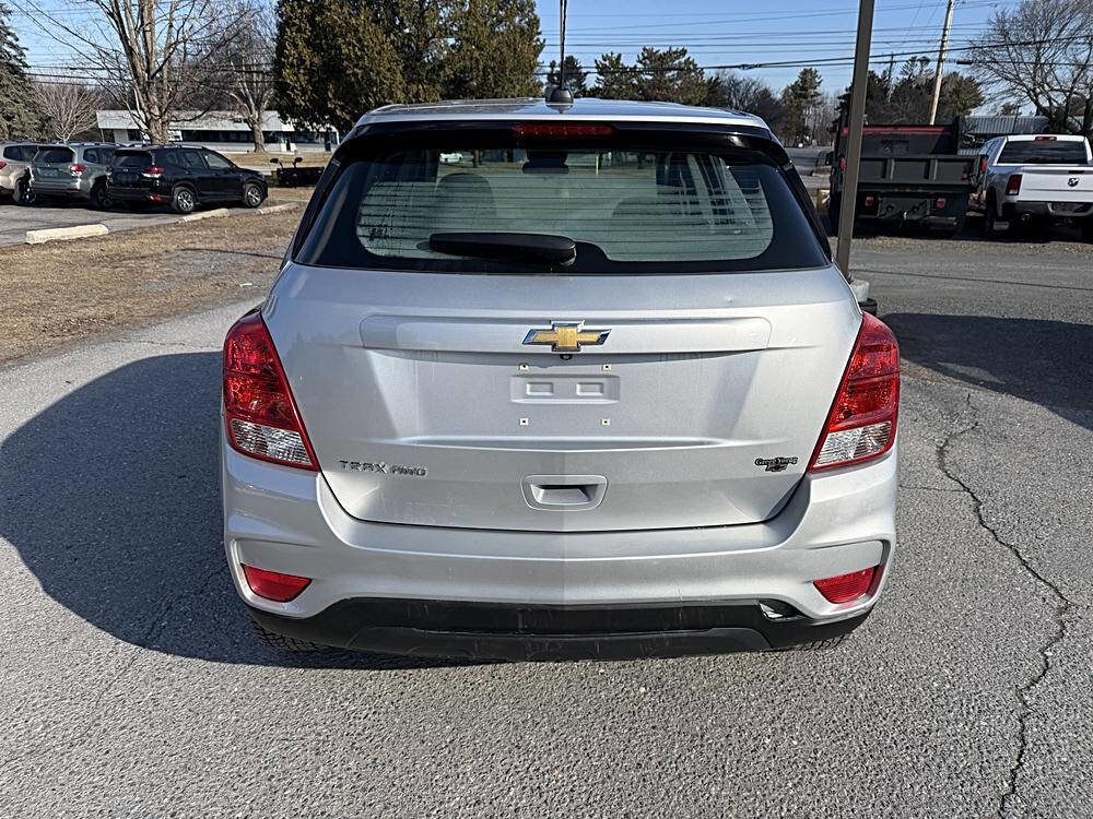 Used 2018 Chevrolet Trax LS image 4