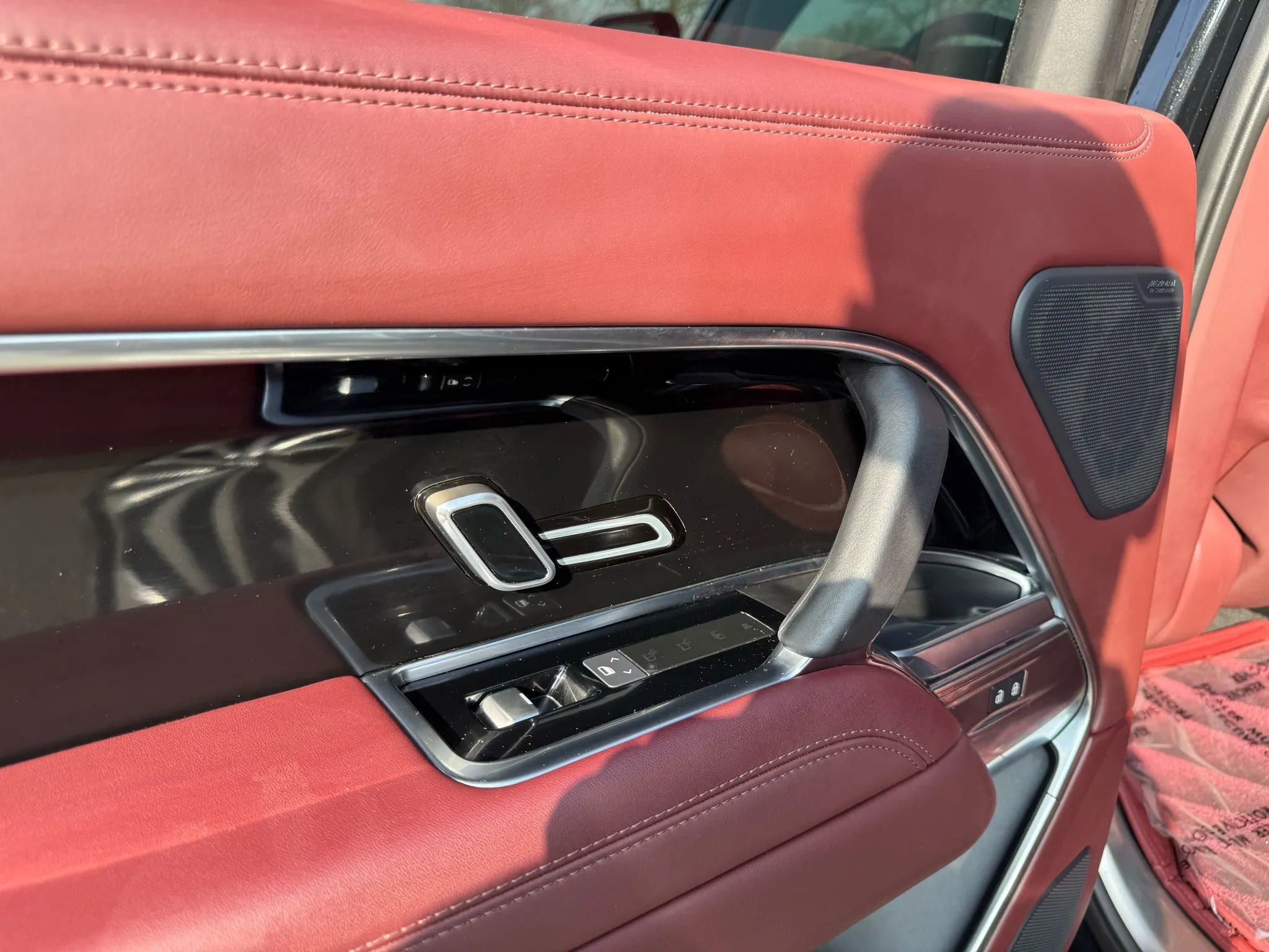 Used 2023 Land Rover Range Rover SE image 19