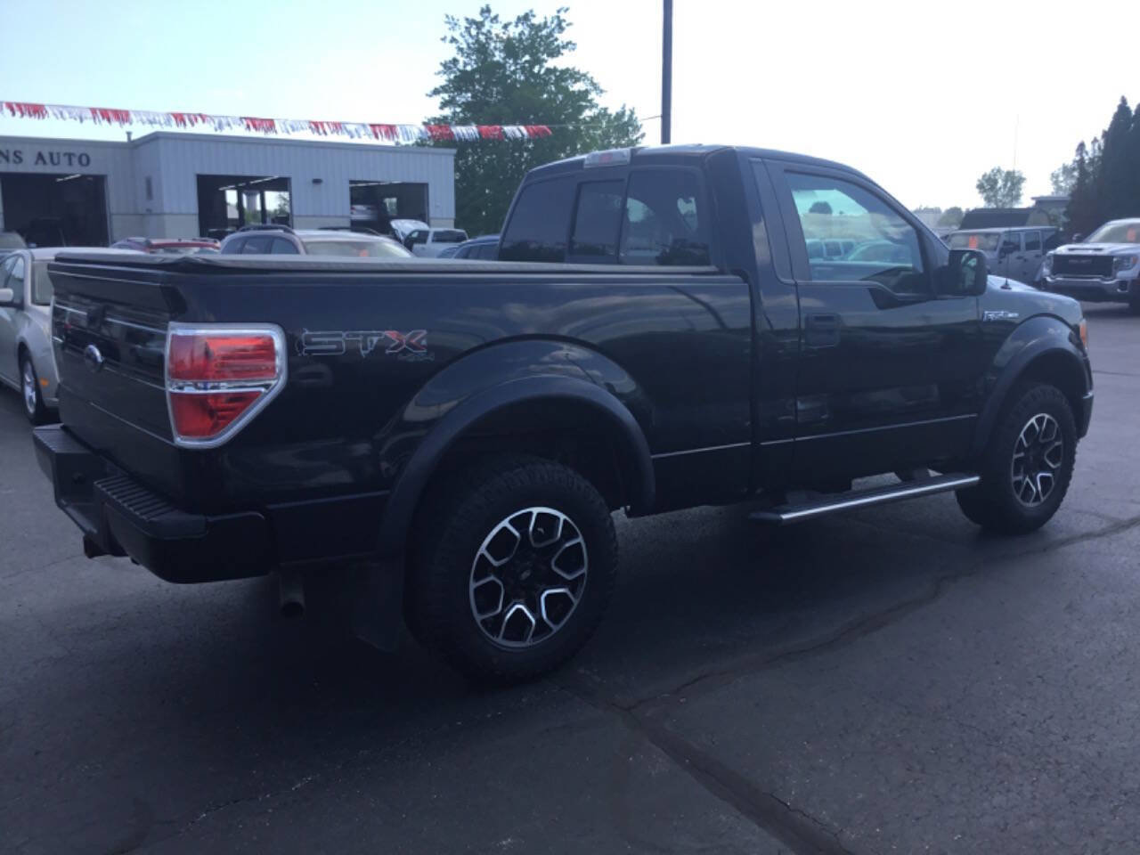 Used 2009 Ford F150 STX AWD/4WD image 5