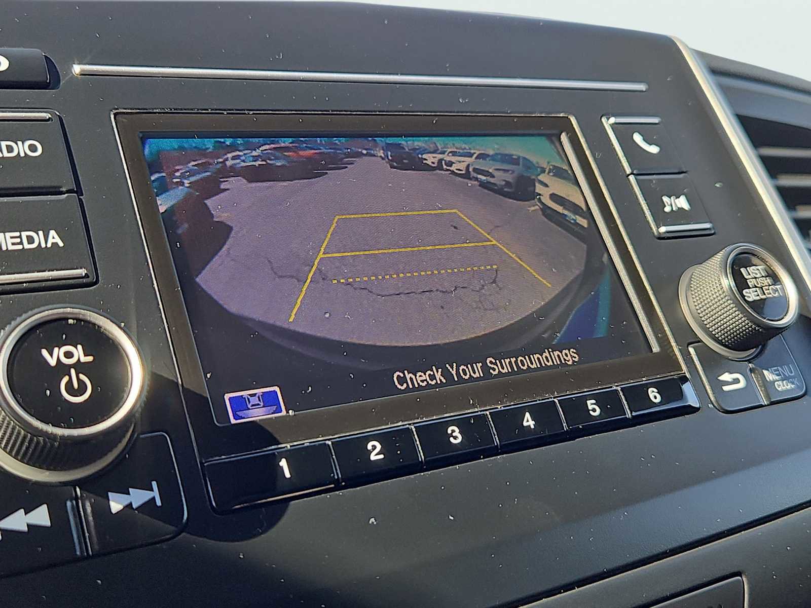 Used 2018 Honda Pilot LX image 15