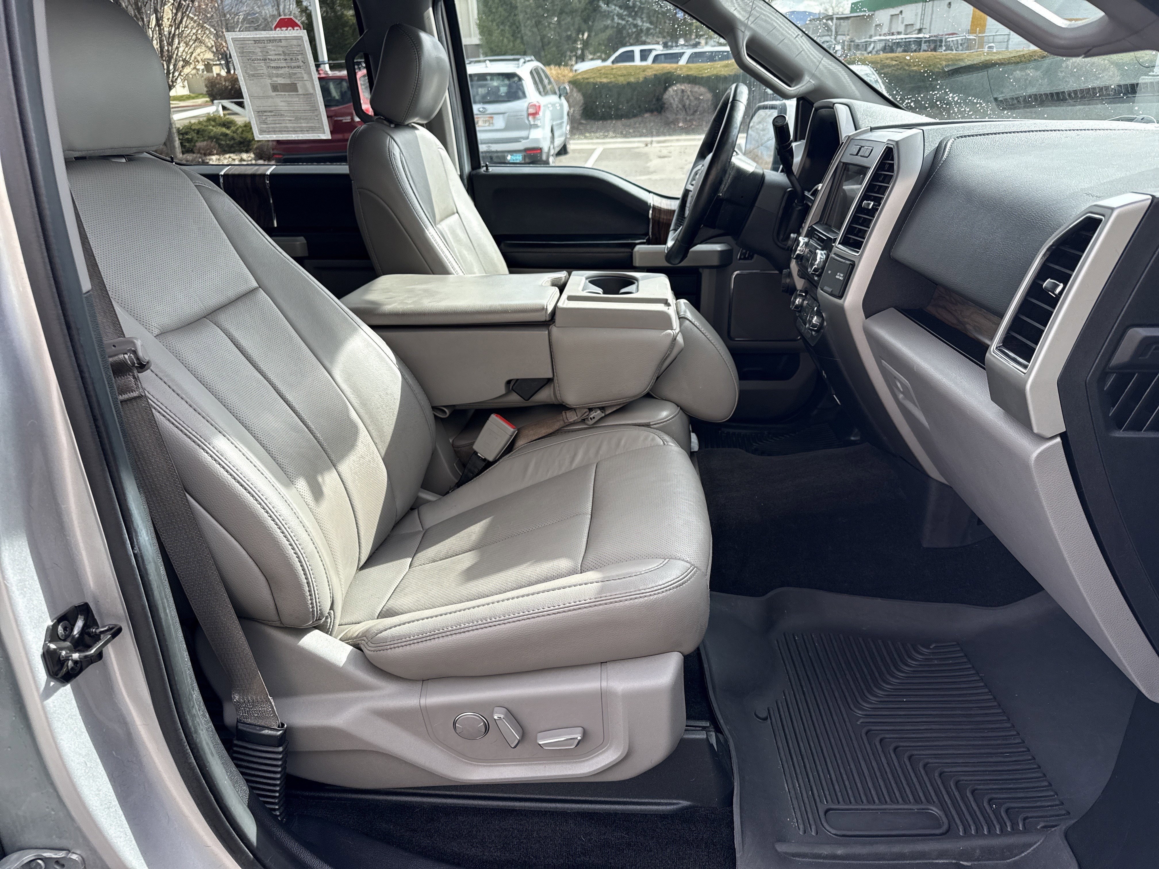 Used 2018 Ford F150 Lariat w/ Equipment Group 501A Mid AWD/4WD image 20