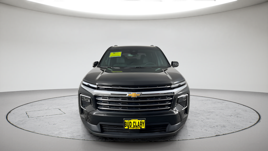 Used 2025 Chevrolet Traverse LT AWD/4WD image 8