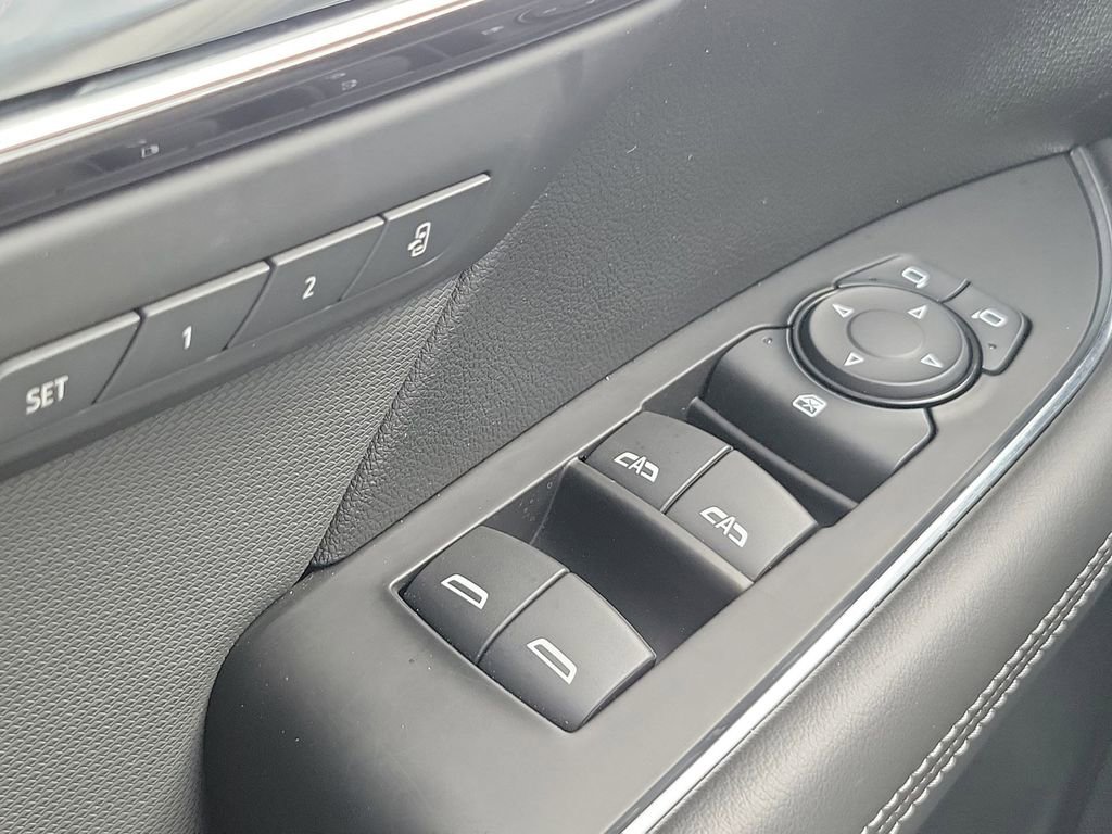 Used 2025 Buick Envision Preferred image 33