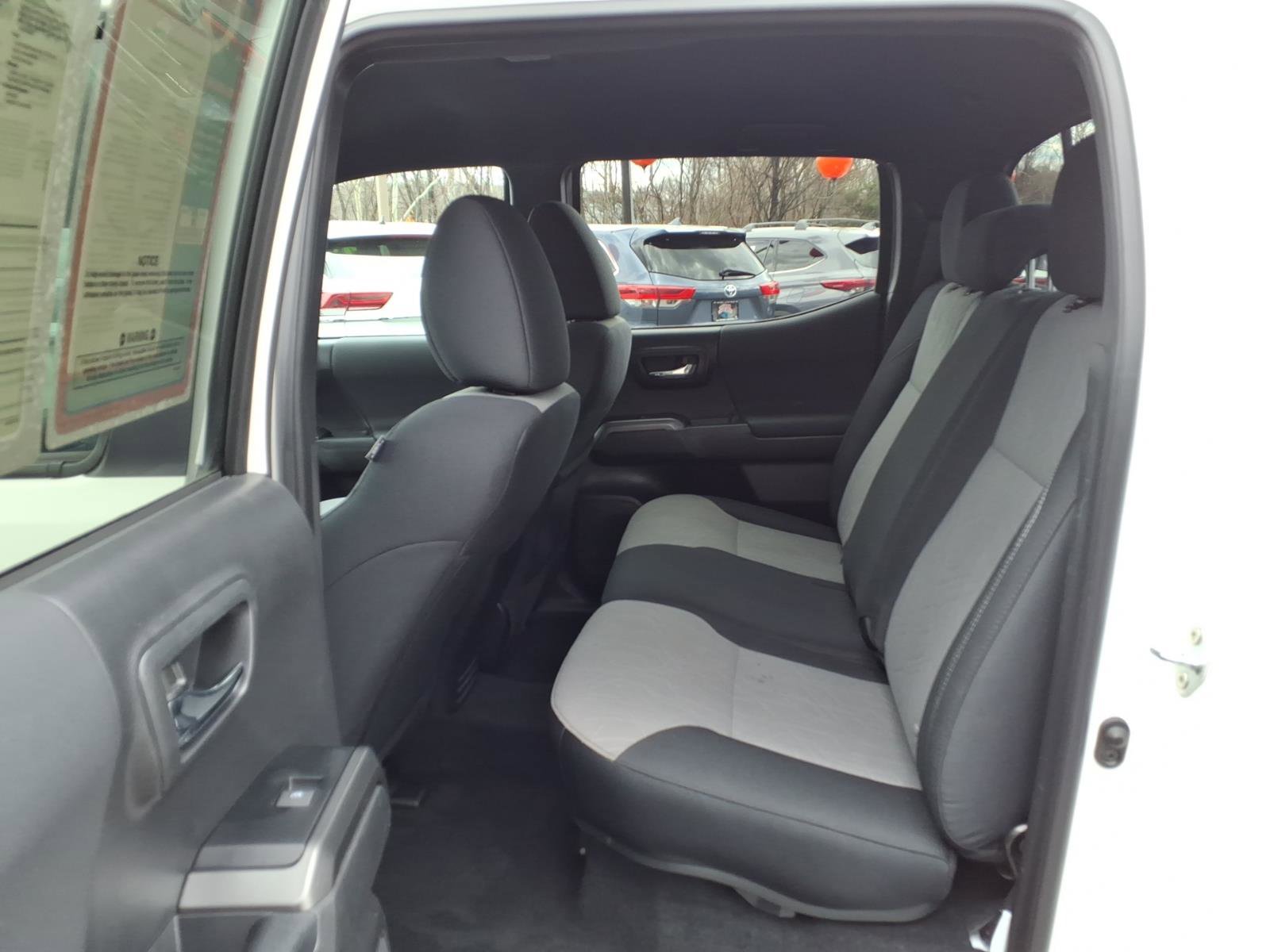 Certified 2023 Toyota Tacoma TRD Off-Road AWD/4WD image 14