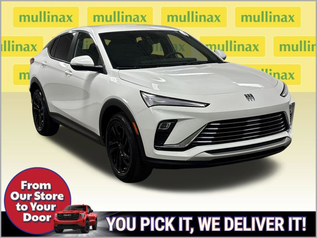 Used 2025 Buick Envista Preferred image 2