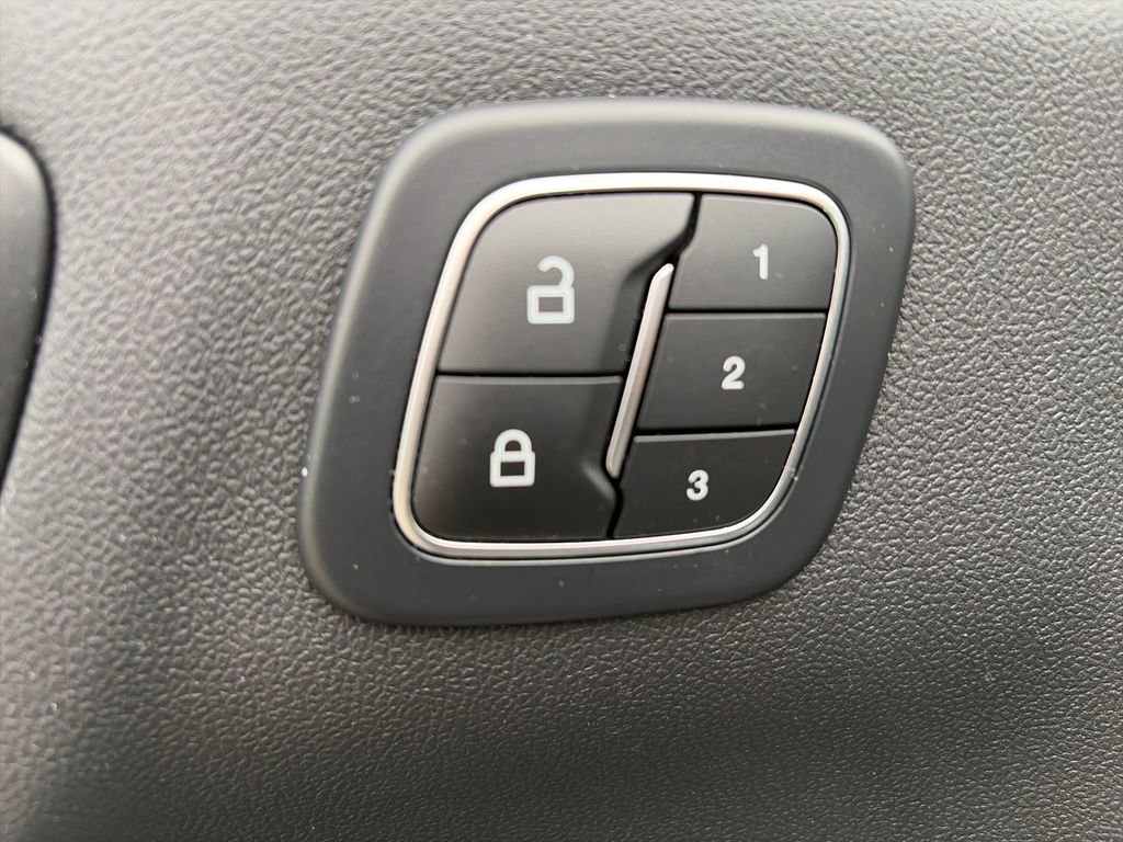 Used 2023 Ford Escape Active w/ Tech Pack #2 image 20