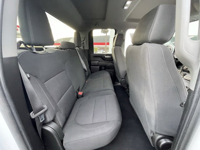 Certified 2020 Chevrolet Silverado 2500 Custom w/ Custom Value Package image 36