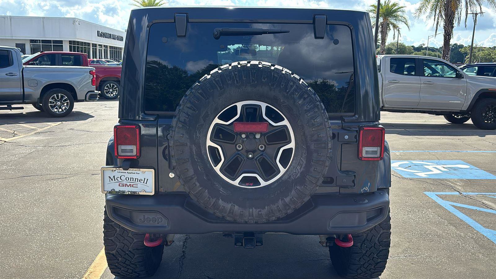 Used 2017 Jeep Wrangler Unlimited Rubicon AWD/4WD image 6