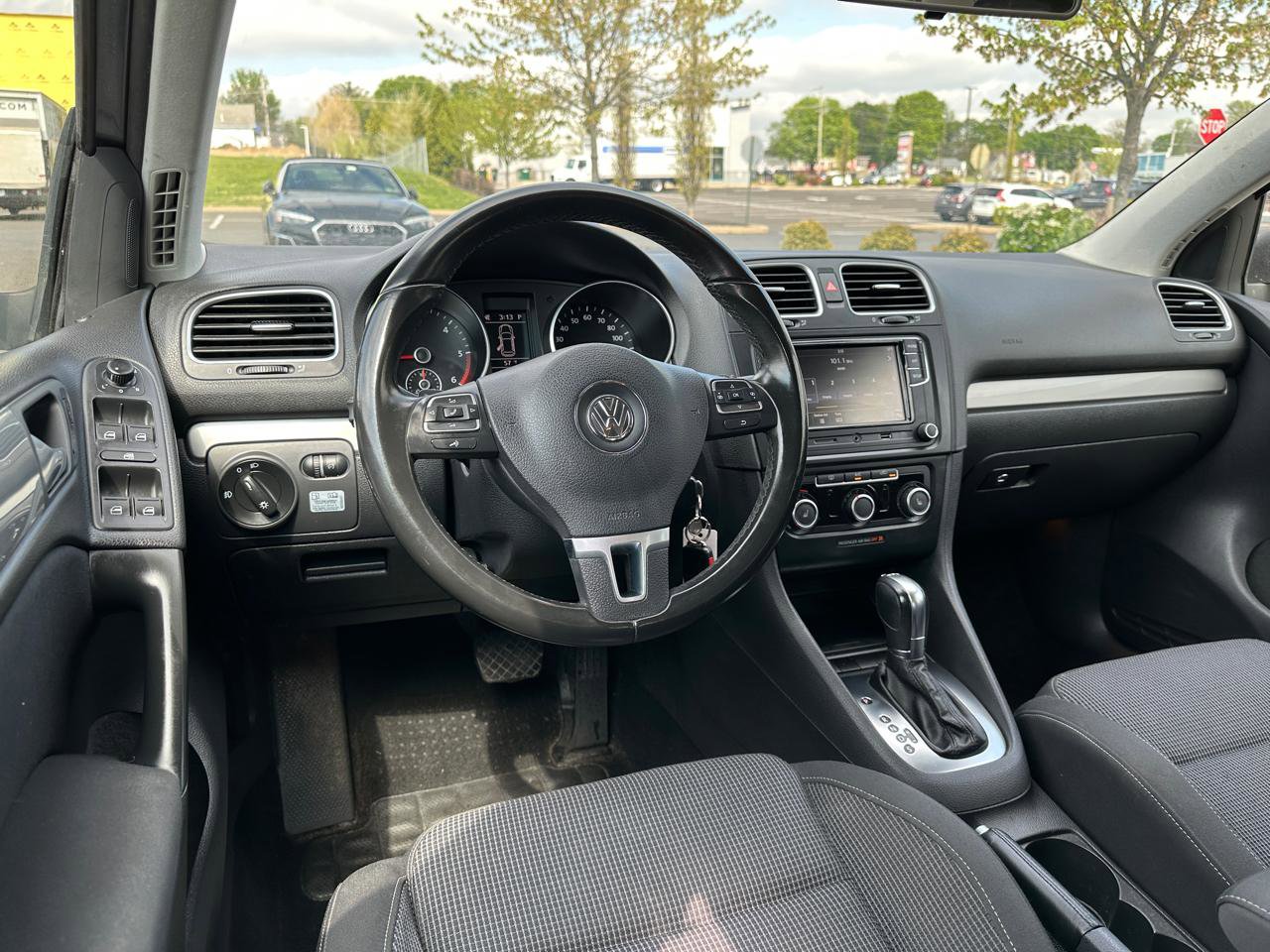 Used 2013 Volkswagen Golf TDI FWD image 16