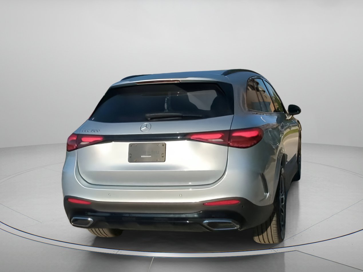 Used 2026 Mercedes-Benz GLC 300 image 24