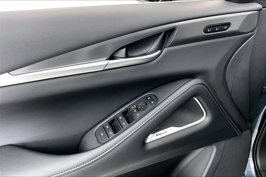 New 2027 INFINITI QX60 Luxe w/ Cargo Package FWD image 21