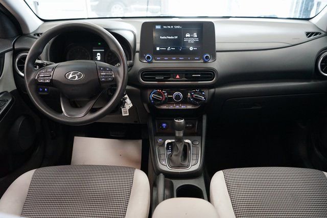 Used 2022 Hyundai Kona SE image 36
