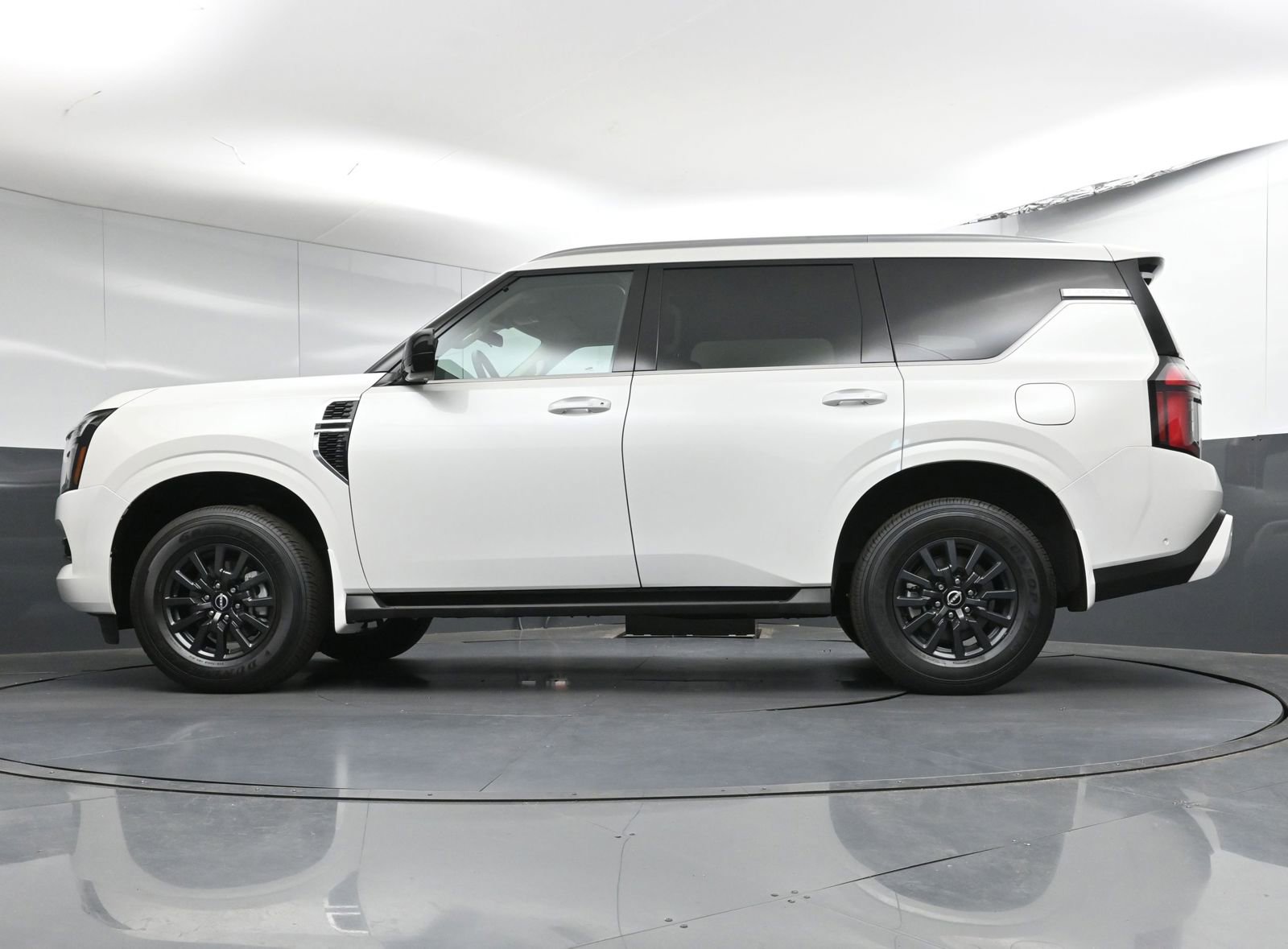 New 2026 Nissan Armada SV AWD/4WD image 28