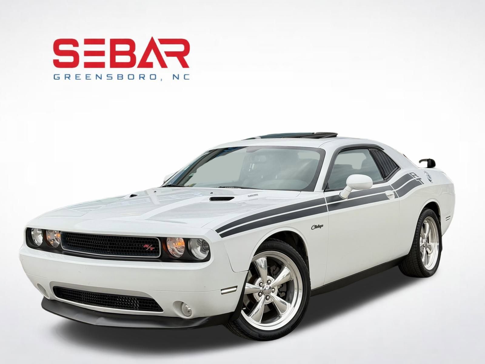 Used 2011 Dodge Challenger R/T RWD image 1