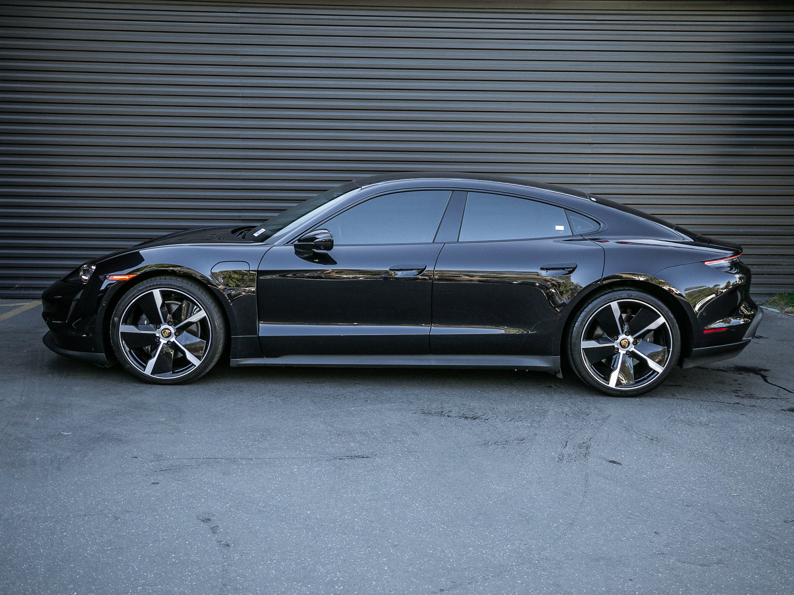 Certified 2023 Porsche Taycan RWD image 2