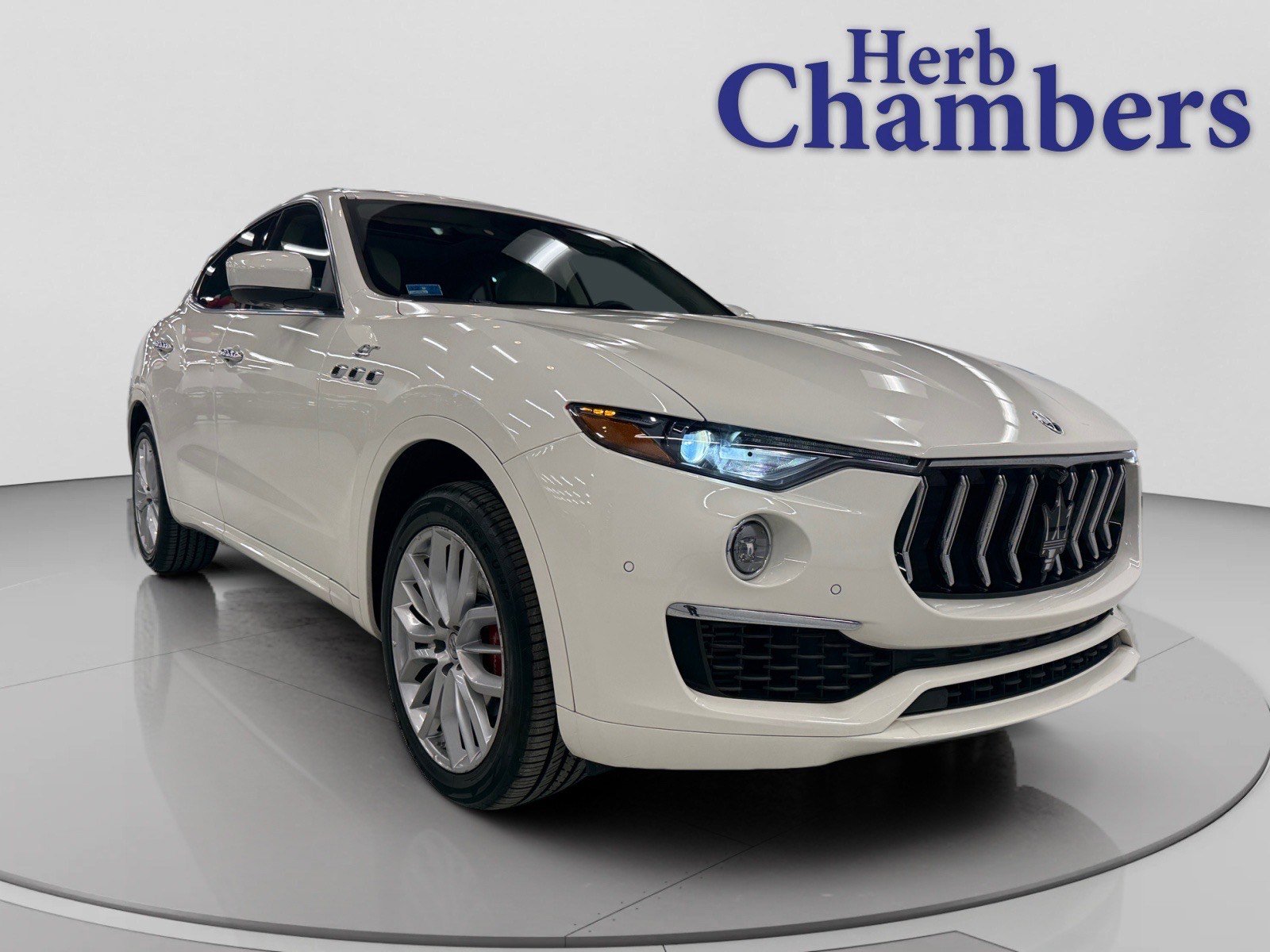 Used 2022 Maserati Levante GT image 1