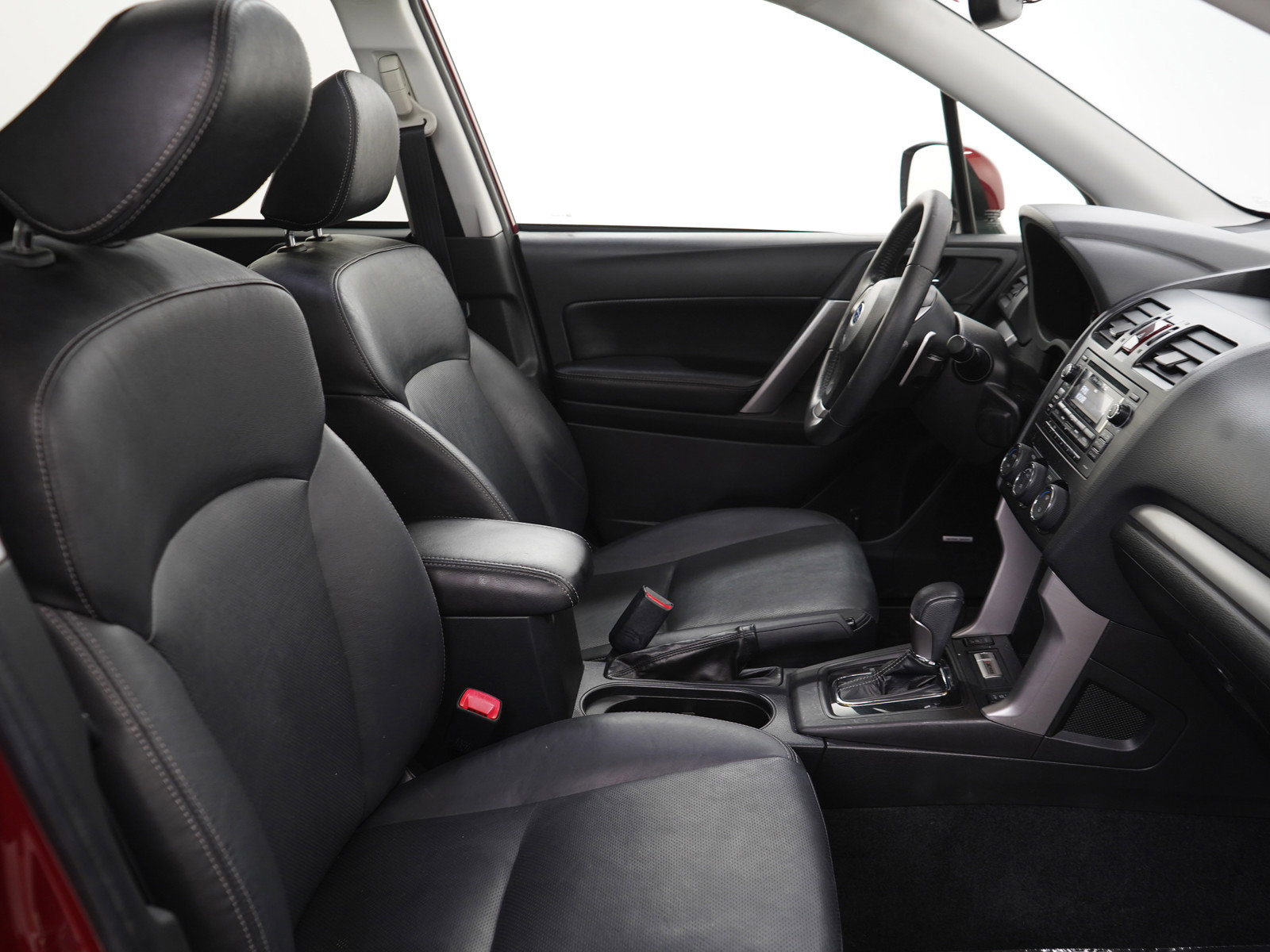 Used 2015 Subaru Forester 2.0XT Touring w/ Popular Package #2 image 11