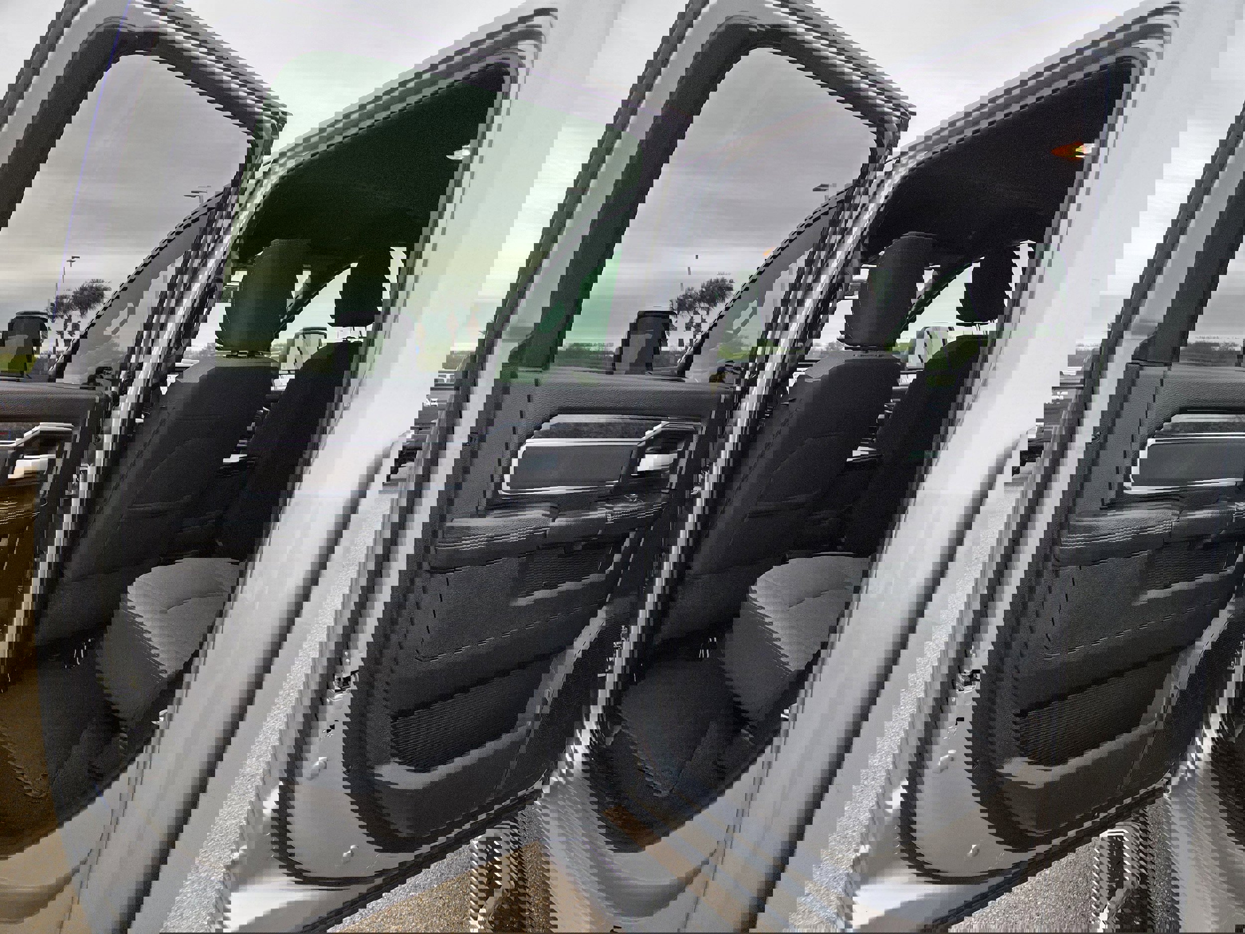 Used 2024 RAM 2500 Big Horn image 14