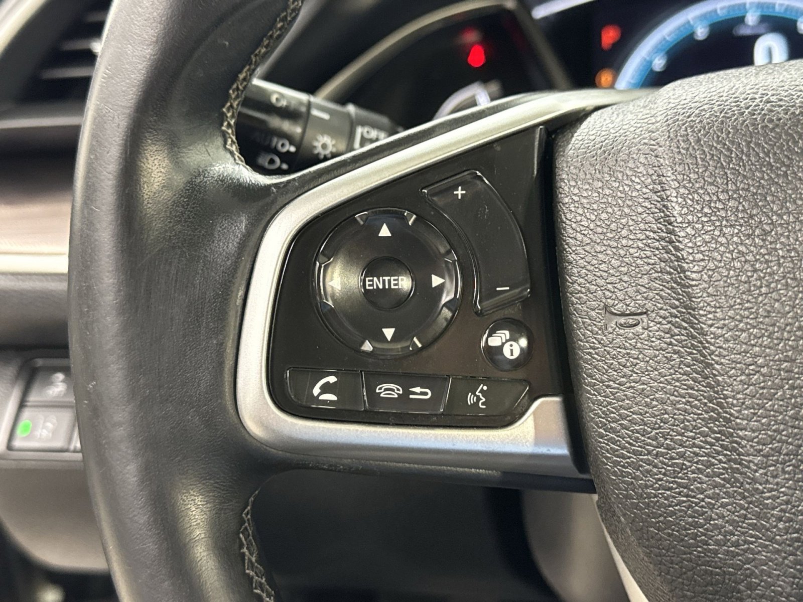 Used 2020 Honda Civic EX image 35