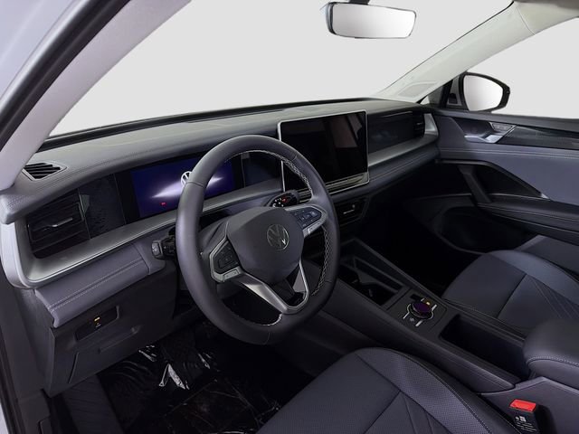 New 2026 Volkswagen Tiguan SE image 9