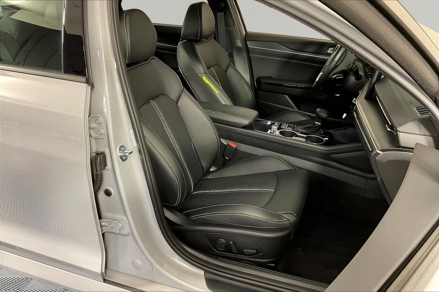 Used 2026 Kia K5 GT w/ GT1 Package FWD image 29