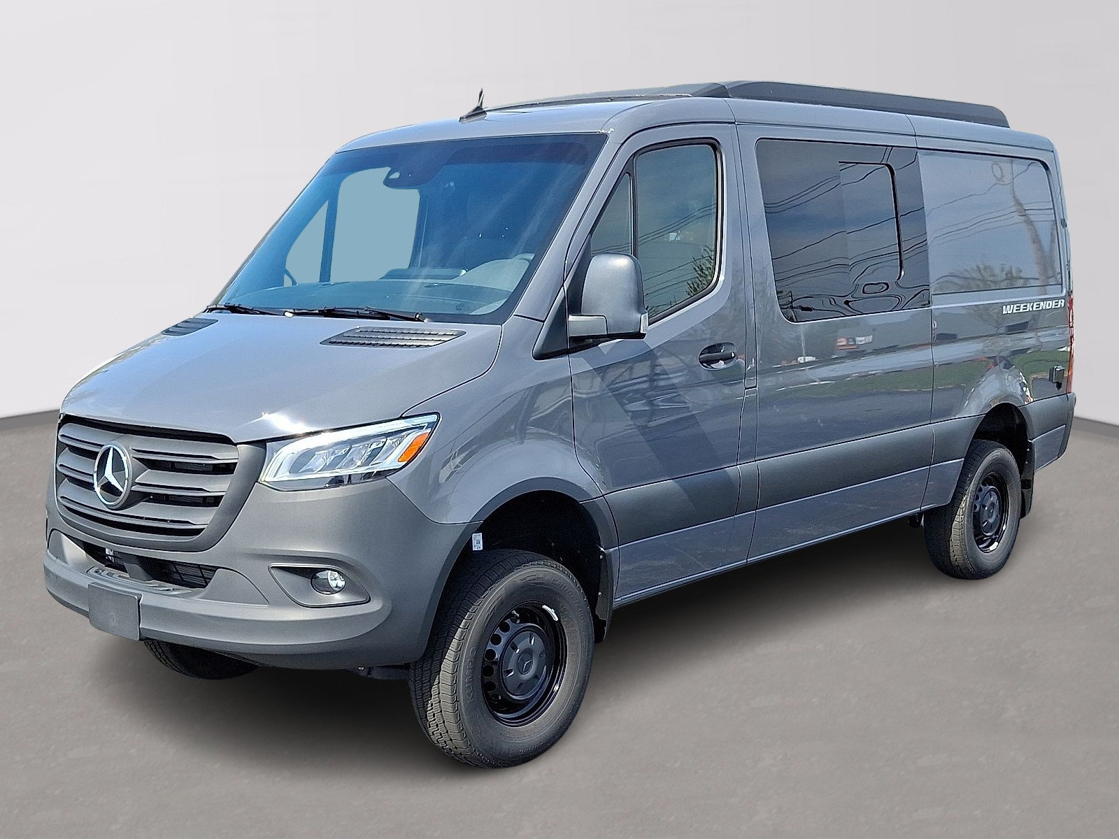 Used 2024 Mercedes-Benz Sprinter 2500 image 1