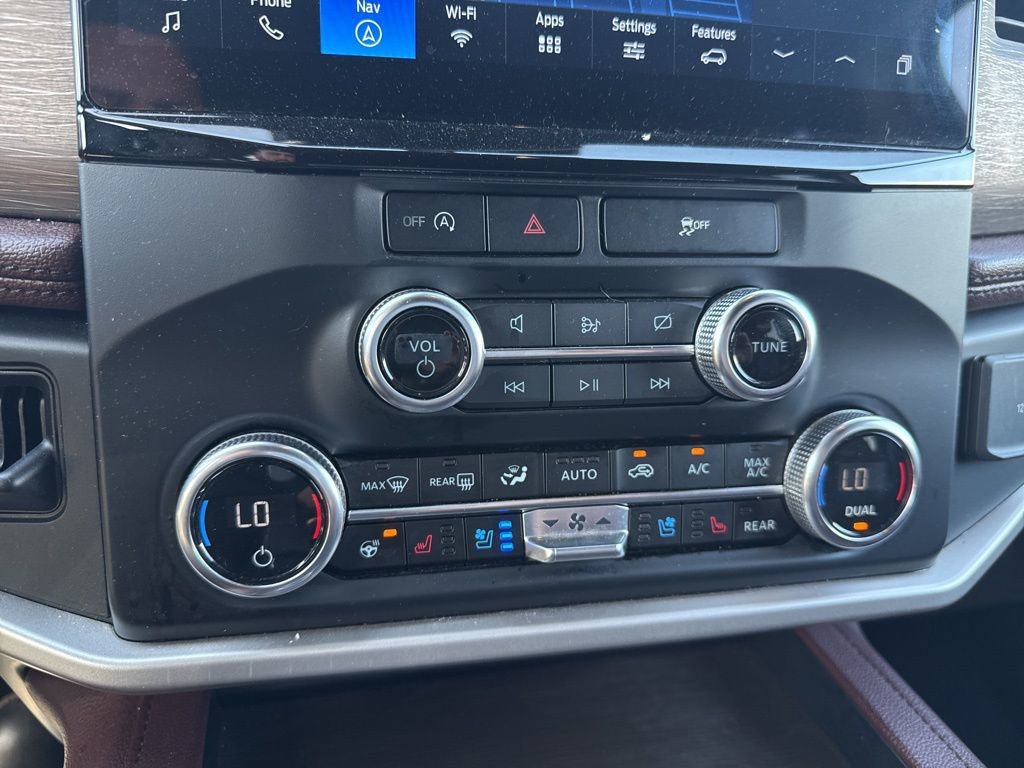 Used 2024 Ford Expedition Max Limited image 15