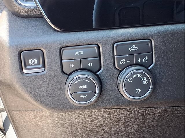 Used 2026 Chevrolet Silverado 1500 LT AWD/4WD image 20
