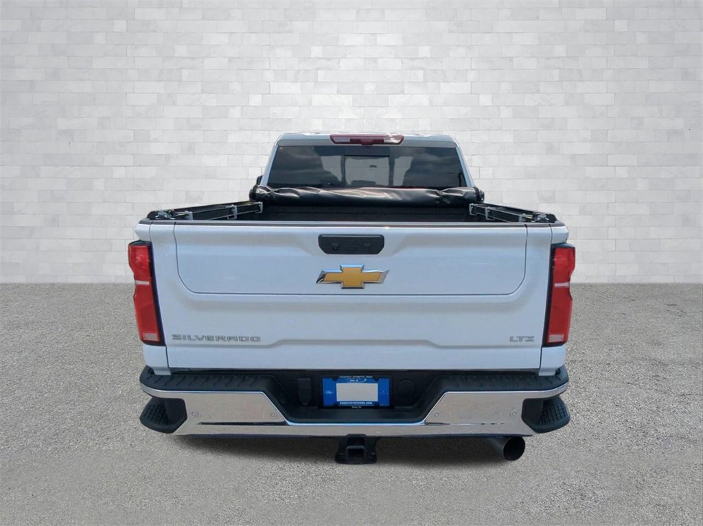 Used 2025 Chevrolet Silverado 2500 LTZ w/ LTZ Premium Package image 3