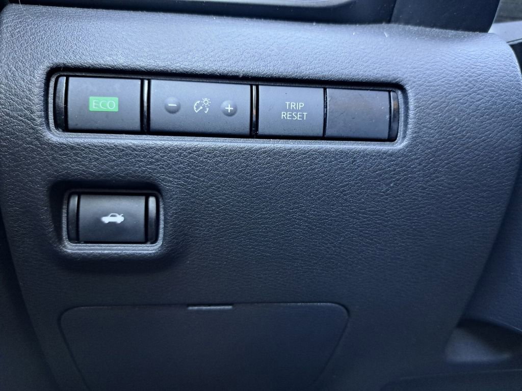 Used 2024 Nissan Sentra S image 15