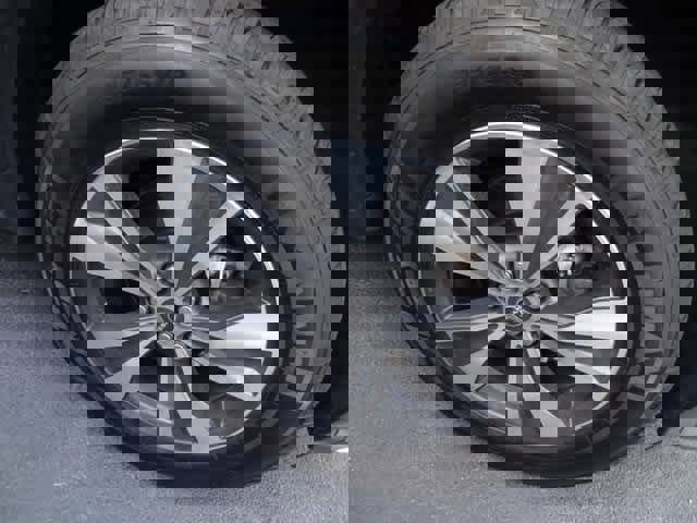 Used 2023 Nissan Murano SV image 14