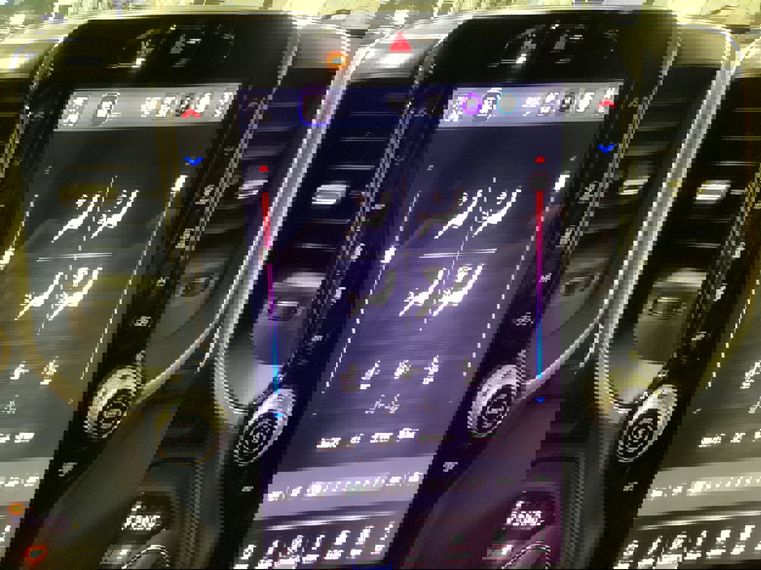 New 2026 RAM 1500 4x4 Crew Cab image 30